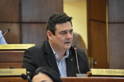 Senador propone figura de la “delación premiada”