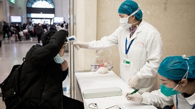 China redobla los esfuerzos para tratar de contener el coronavirus