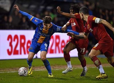 Liverpool se complica y tendrá que ir al “replay”