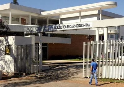 Talleres de verano se realizan en la Facso