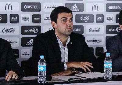 Olimpia sale al paso de las acusaciones contra Trovato