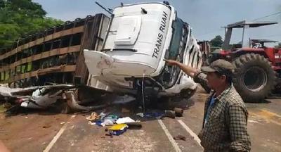 Registran brutal choque camino a Santaní