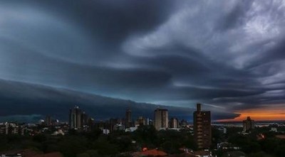 Alta probabilidad de que siga el tiempo severo
