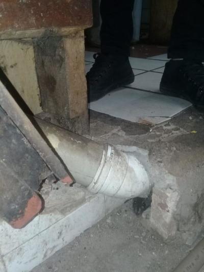 Dueña de Restaurant Yrupe impide que Salubridad e Higiene verifique cocina