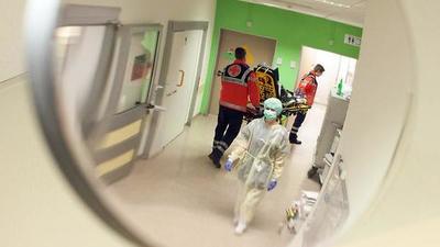 Tailandia prohíbe el desembarco de un crucero por riesgo de coronavirus