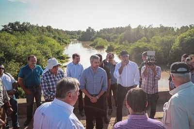 Abdo asegura que su gobierno invertirá más que el de Stroessner