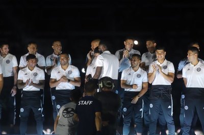 Olimpia: Se hizo la presentación del plantel en Para Uno