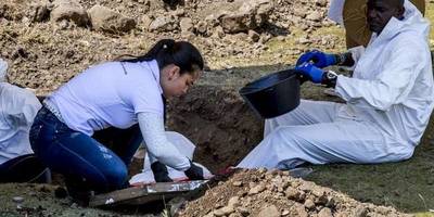 Hallan 3 cuerpos más de posibles víctimas de "falsos positivos" en Colombia