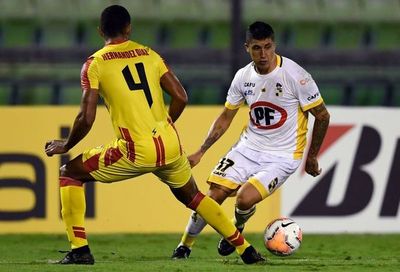 Coquimbo cae derrotado pero pasa a la segunda fase