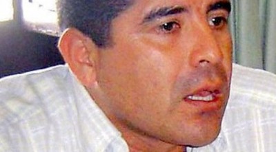 Ex Consul acosador, ahora responsabiliza a su víctima