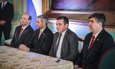 Acuerdo entre MEC y Conatel permitirá distribución de 12.000 notebooks con internet a escuelas públicas