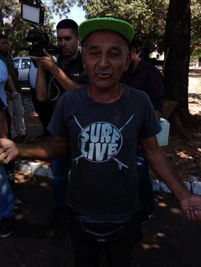 Cuidacoches en pie de guerra: "Colorado ya omanoma hina"