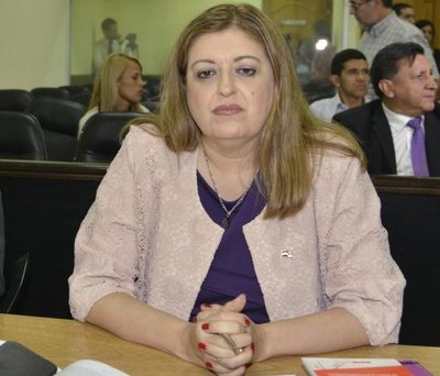 Contraloría "aprieta" a Quiñónez con supuestas malversaciones