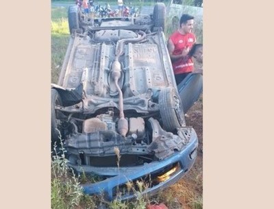 Policía en estado de ebriedad embiste a moto con tres ocupantes: fallece una mujer y sobreviven un hombre y una niña de seis años