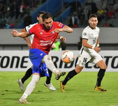 Pedriel y un autogol dan triunfo al Wilstermann
