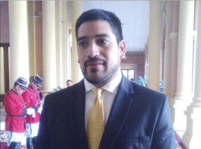 Al final, si era en contra de Santiago Peña