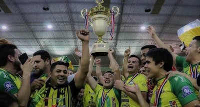 Franco, campeón invicto del fútbol de salón del 2020
