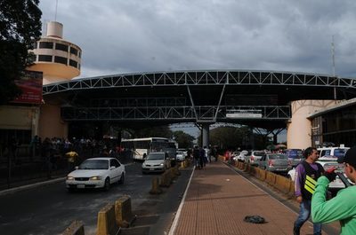 Pánico por el coronavirus en Brasil eleva cotización del dólar