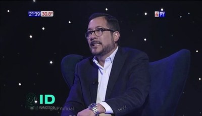 La increíble historia de amor de Fito Cabral