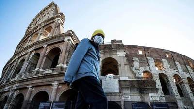 Los muertos en Italia superan los 8.000 y suben de nuevo los contagios