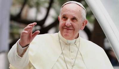 El papa dona 30 respiradores a hospitales italianos para crisis de coronavirus