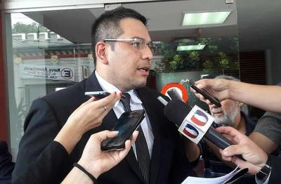 Defensor del Pueblo presenta denuncia por presunto abuso de la Policía