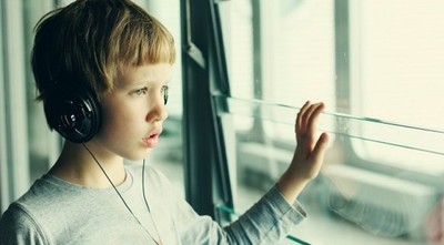 Permanecer encerradas en casa es un desafío para personas con autismo