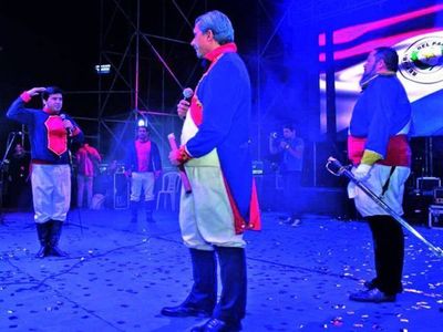 Una Independencia sin desfiles pero con actos de solidaridad