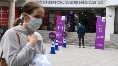 Chile volvió a confinamiento total tras repunte del 60 % en contagios de coronavirus
