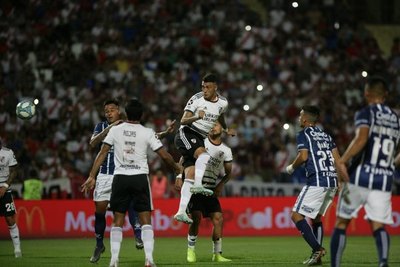 Ministro sugiere mudar al fútbol argentino a provincia sin coronavirus