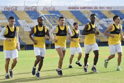 Luqueño: Jugadores siguen sin respuestas por salarios