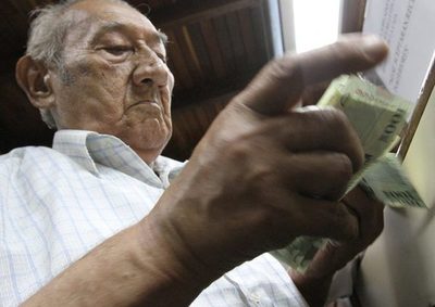 Veteranos, adultos mayores y pensionados cobrarán el próximo viernes 29, refieren