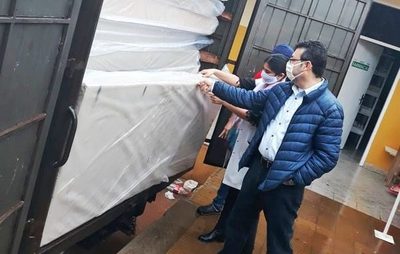 Luego de casi 20 años, renuevan los colchones del Hospital Regional de Santani