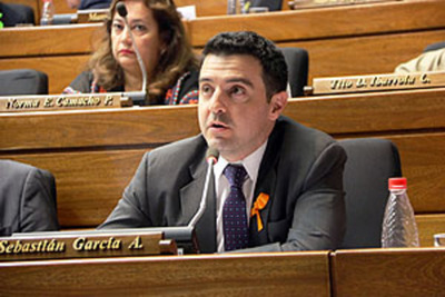 Diputado cuestiona celeridad del tratamiento de juicio político a Sandra Quiñónez