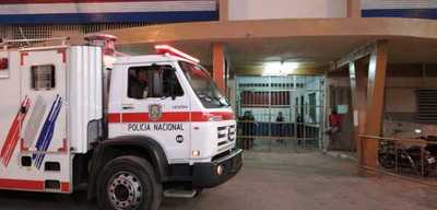 Reclusos de Tacumbú queman colchones exigiendo que vuelvan las visitas