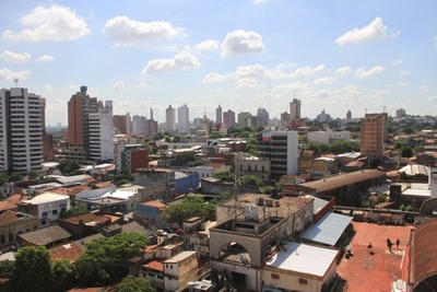 Ambiente fresco a cálido persistirá este viernes, según Meteorología