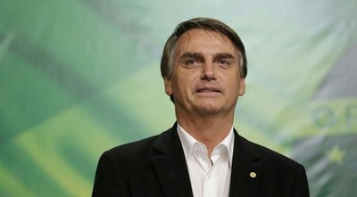 Bolsonaro veta el uso obligatorio de mascarillas en lugares cerrados de Brasil