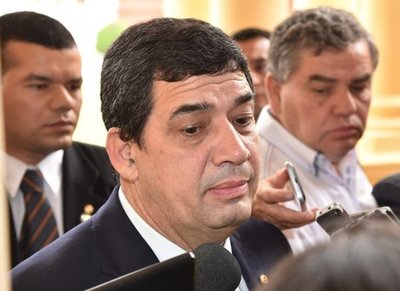 Velázquez sobre vínculo con Salas: "Hace 10 años venimos remando y nos quieren hacer aparecer como grandes ganaderos"