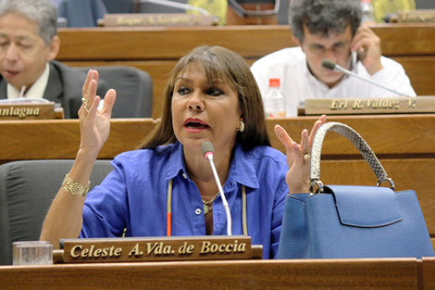 Celeste Amarilla: “Bolsonaro está mandando sus tropas, nos manda narcos y contrabandistas”